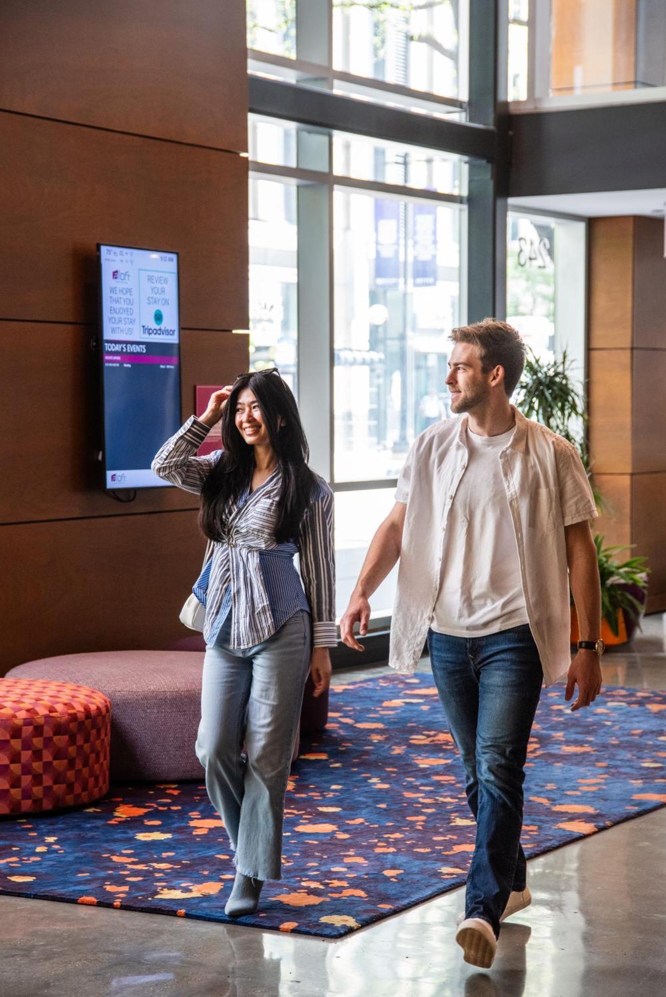 Отель Aloft Chicago Mag Mile Экстерьер фото