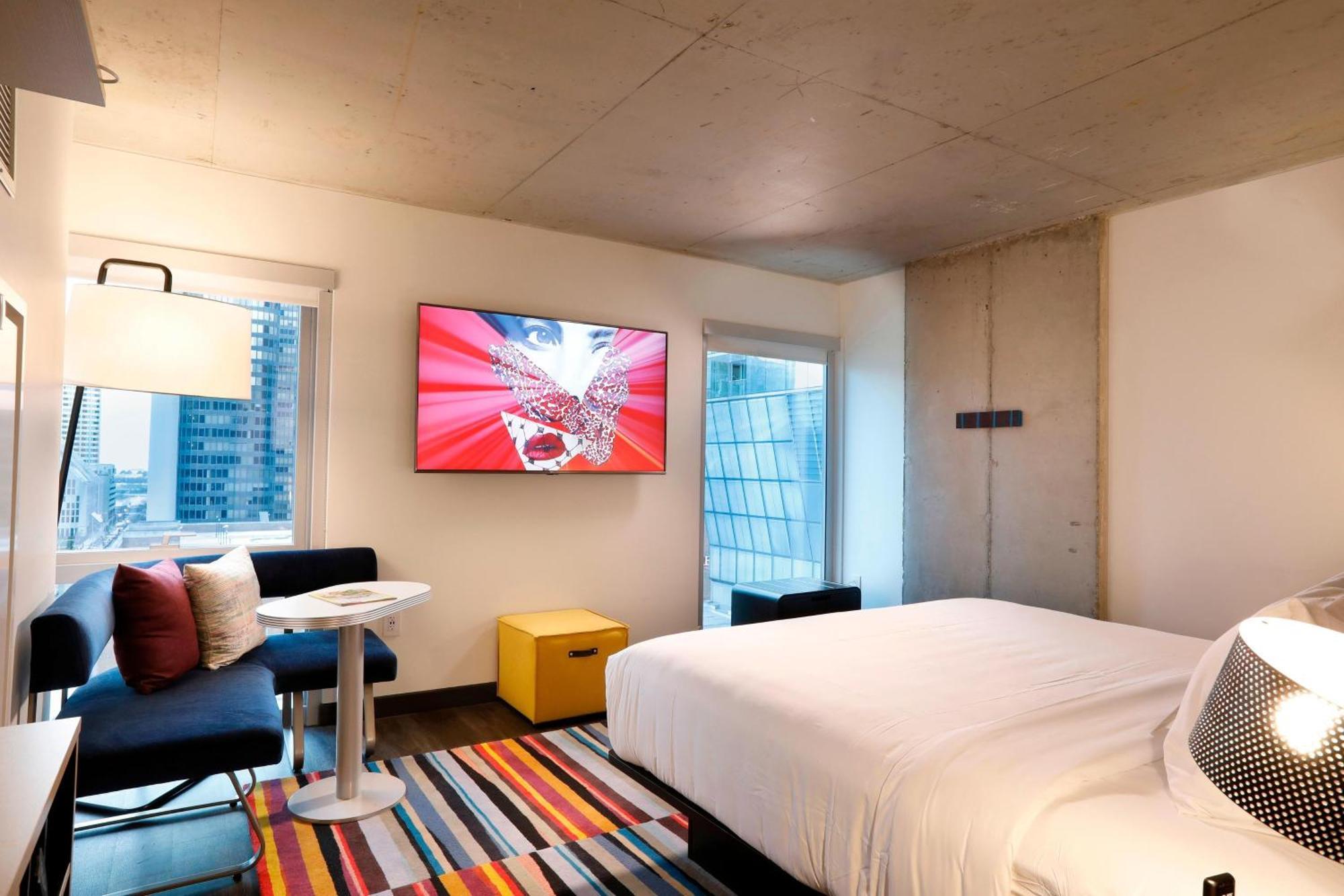 Отель Aloft Chicago Mag Mile Экстерьер фото