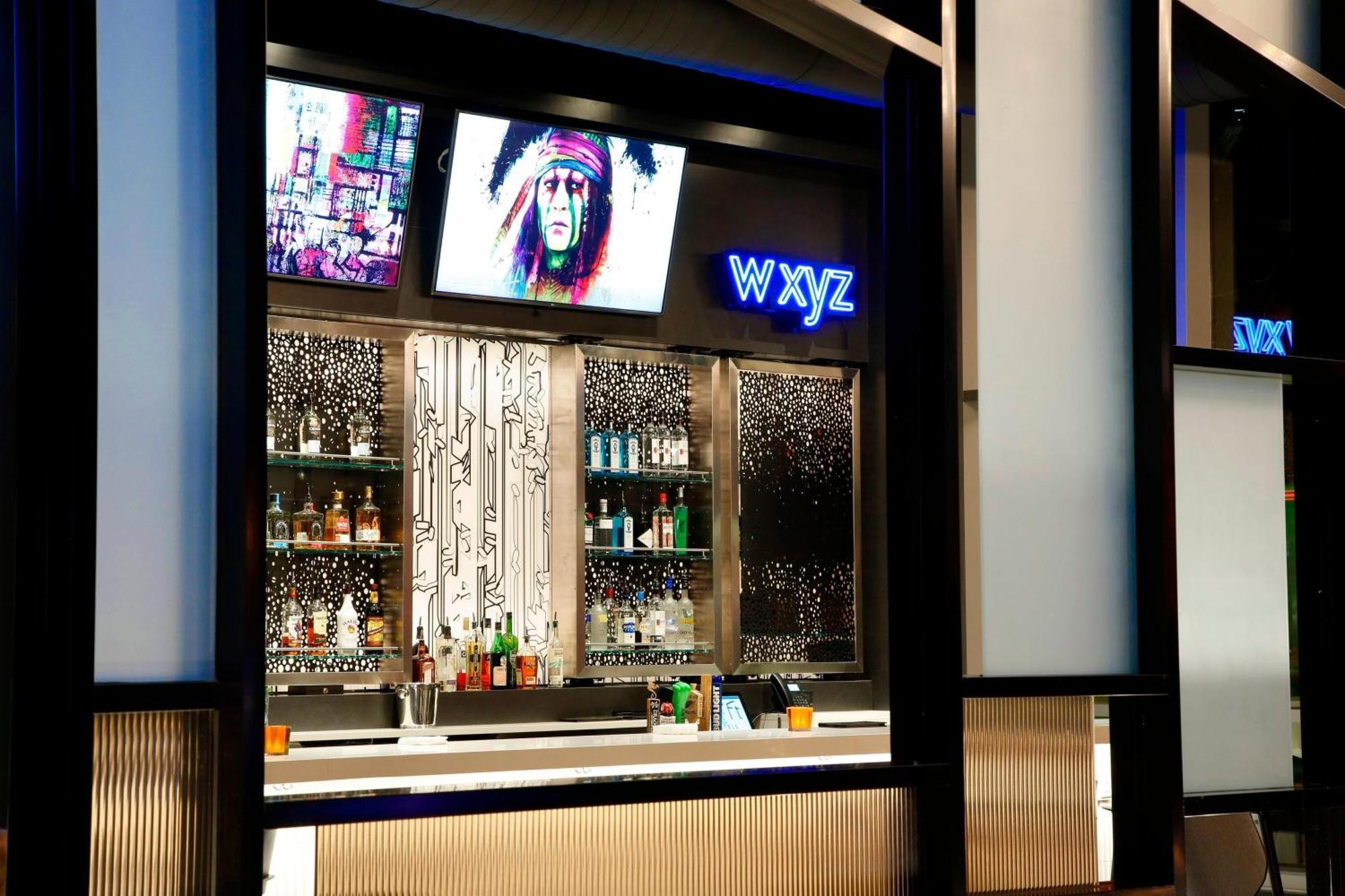 Отель Aloft Chicago Mag Mile Экстерьер фото