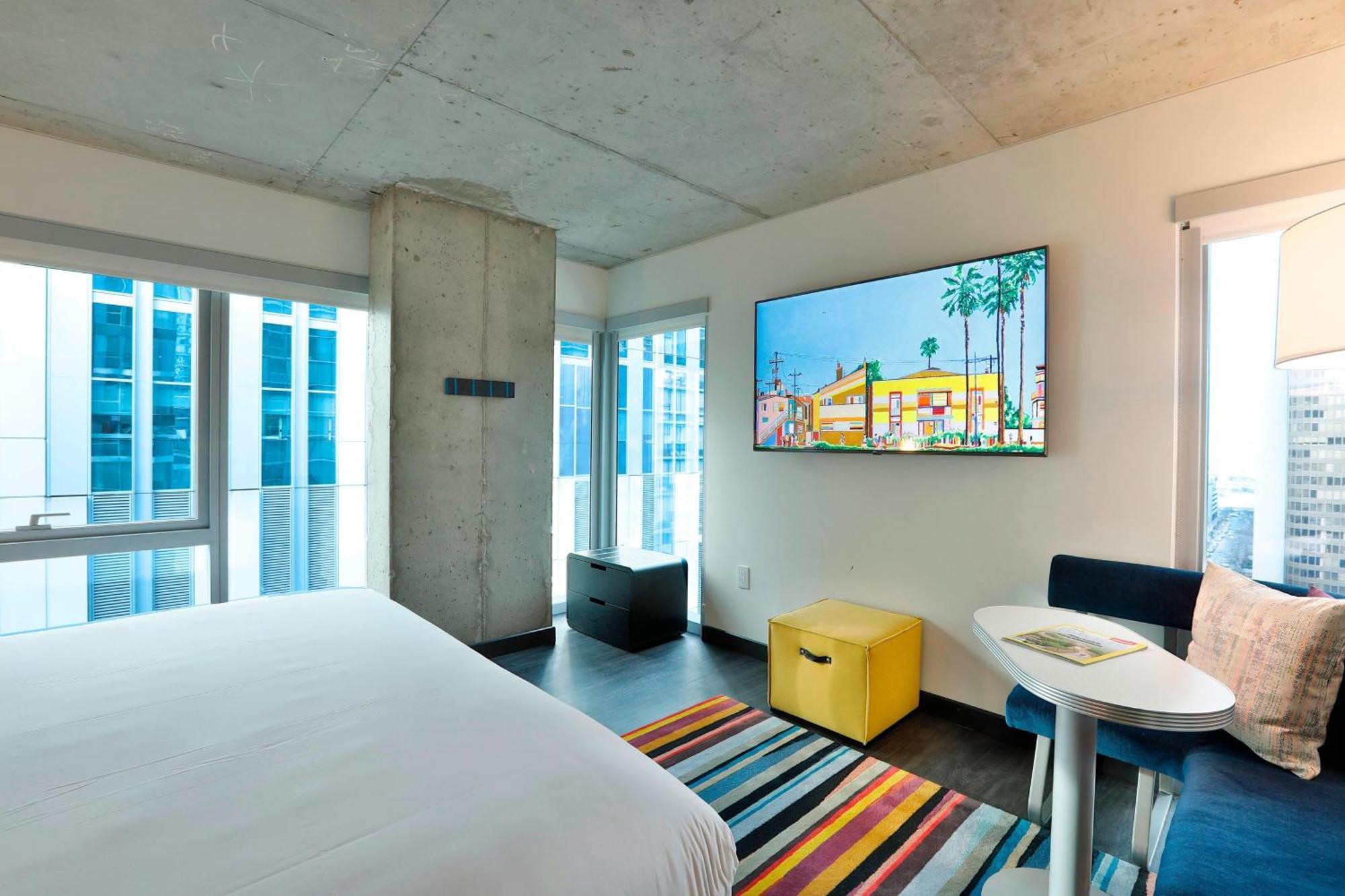 Отель Aloft Chicago Mag Mile Экстерьер фото